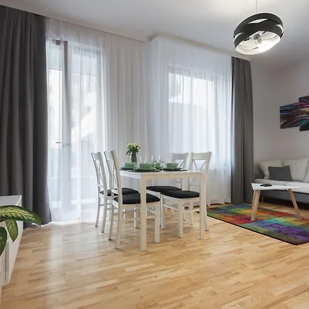 Millennium Awangarda Grey Apartment Warsaw Exterior photo