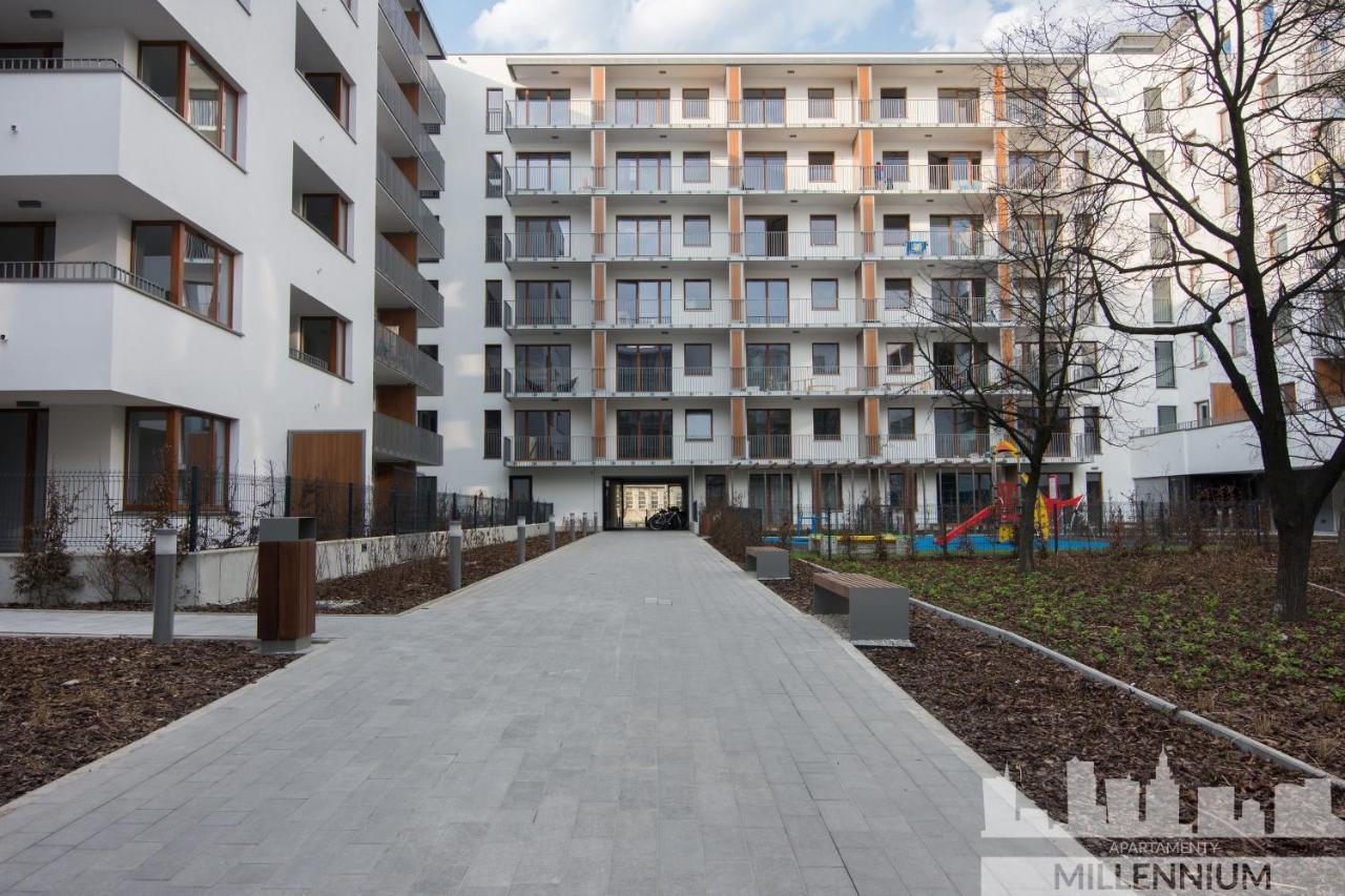 Апартаменти Millennium Awangarda Grey *